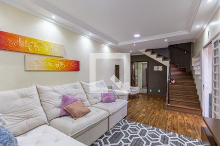 Sala de casa à venda com 3 quartos, 234m² em Jardim Cristiane, Santo André