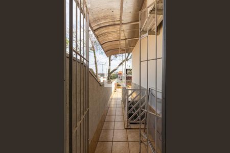 Varanda do Quarto 2 de casa à venda com 3 quartos, 234m² em Jardim Cristiane, Santo André