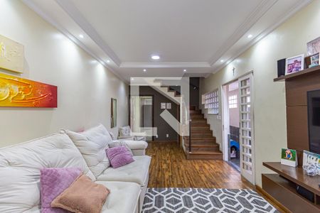 Sala de casa à venda com 3 quartos, 234m² em Jardim Cristiane, Santo André