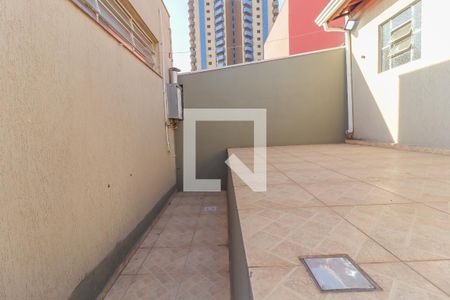 Casa à venda com 138m², 2 quartos e 3 vagasQuintal