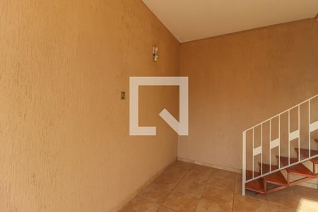 Casa à venda com 138m², 2 quartos e 3 vagasGaragem