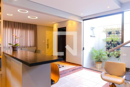 Sala de casa para alugar com 3 quartos, 300m² em Parque das Nações, Santo André