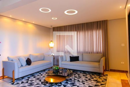 Sala de casa para alugar com 3 quartos, 300m² em Parque das Nações, Santo André