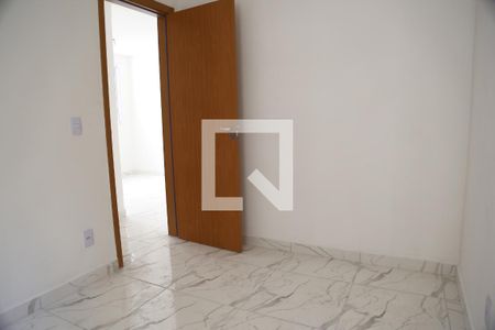 Quarto 1 de apartamento para alugar com 2 quartos, 43m² em Jardim Íris, São Paulo