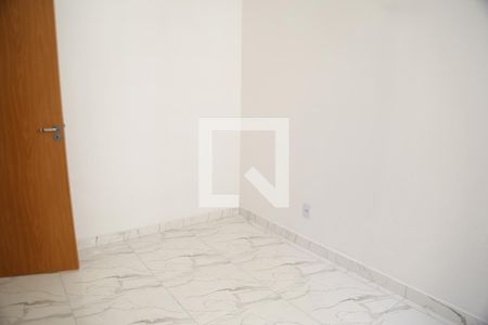 Quarto 2 de apartamento para alugar com 2 quartos, 43m² em Jardim Íris, São Paulo