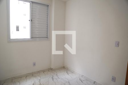 Quarto 1 de apartamento para alugar com 2 quartos, 43m² em Jardim Íris, São Paulo