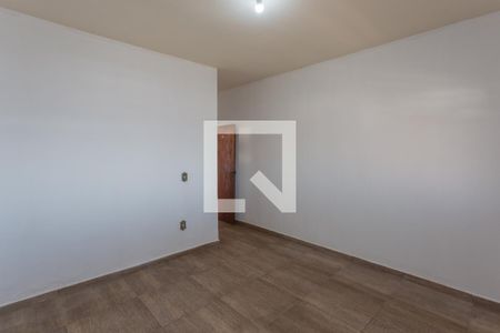Casa à venda com 180m², 4 quartos e 8 vagas Casa à venda com 180m², 4 quartos e 8 vagasQuarto 4 - Suíte