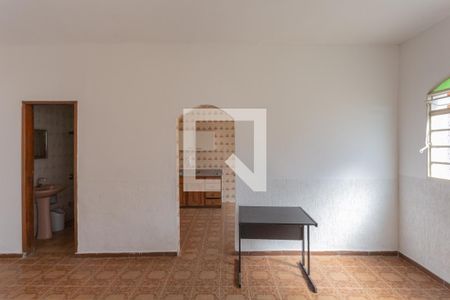 Casa à venda com 180m², 4 quartos e 8 vagas Casa à venda com 180m², 4 quartos e 8 vagasCopa