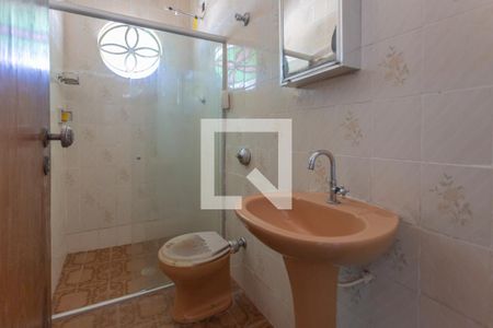 Casa à venda com 180m², 4 quartos e 8 vagas Casa à venda com 180m², 4 quartos e 8 vagasBanheiro da Suíte