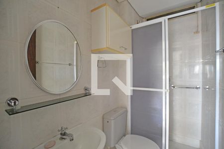 Banheiro de apartamento para alugar com 1 quarto, 42m² em Partenon, Porto Alegre