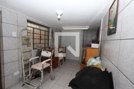 Casa à venda com 210m², 4 quartos e 3 vagasCasa de baixo