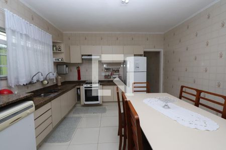 Casa à venda com 210m², 4 quartos e 3 vagasCozinha
