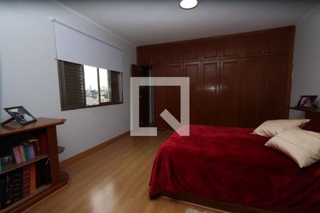 Casa à venda com 210m², 4 quartos e 3 vagasSuíte master
