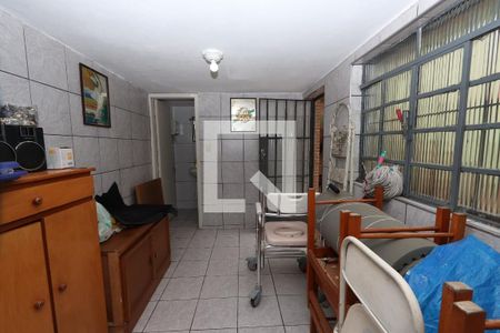 Casa à venda com 210m², 4 quartos e 3 vagasCasa de baixo