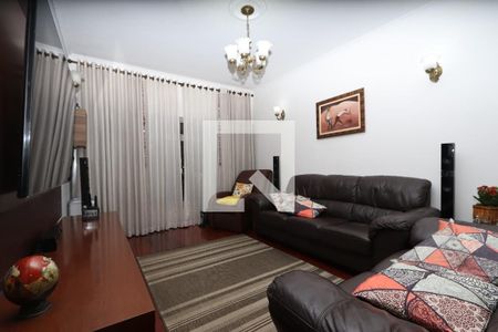 Sala de casa à venda com 4 quartos, 210m² em Chácara Mafalda, São Paulo