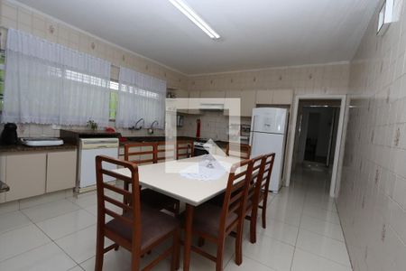 Casa à venda com 210m², 4 quartos e 3 vagasCozinha