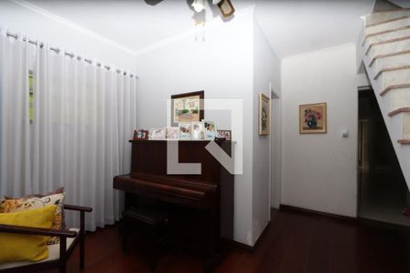 Casa à venda com 210m², 4 quartos e 3 vagasHall