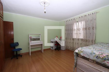 Casa à venda com 210m², 4 quartos e 3 vagasQuarto 2