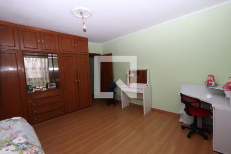 Casa à venda com 210m², 4 quartos e 3 vagasQuarto 2