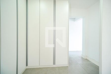 Quarto de serviço de apartamento para alugar com 2 quartos, 102m² em Tatuapé, São Paulo