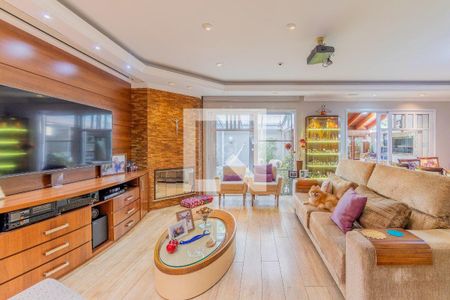 Casa à venda com 4 quartos, 257m² em Jardim Carvalho, Porto Alegre