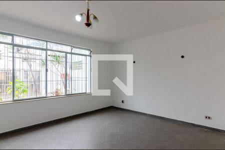 Sala de casa à venda com 4 quartos, 144m² em Vila Cordeiro, São Paulo