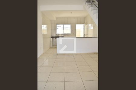 Sala de casa para alugar com 2 quartos, 96m² em Campo Grande, Rio de Janeiro