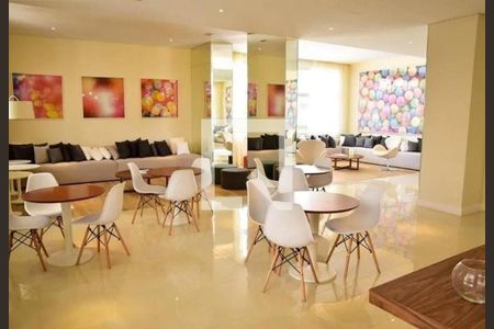 Apartamento à venda com 96m², 2 quartos e 2 vagasSalão de Festas