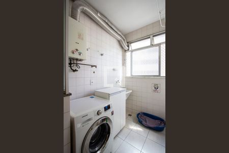 Apartamento à venda com 115m², 3 quartos e 1 vagaÁrea de Serviço