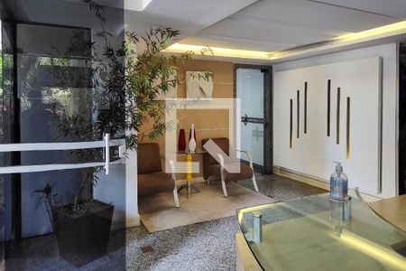 Apartamento à venda com 115m², 3 quartos e 1 vaga Apartamento à venda com 115m², 3 quartos e 1 vagaPortaria