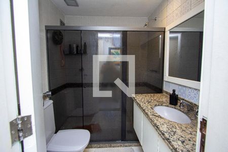 Apartamento à venda com 115m², 3 quartos e 1 vagaBanheiro da Suíte