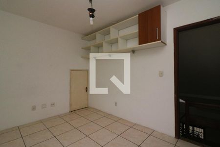 Casa de condomínio à venda com 190m², 3 quartos e 2 vagasQuarto 2