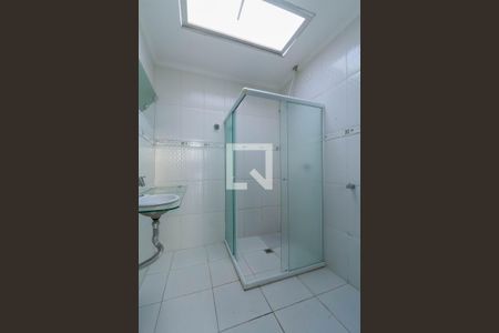 Casa à venda com 128m², 3 quartos e 2 vagasBanheiro da Suíte