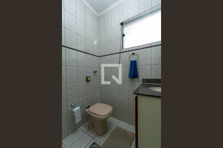 Casa à venda com 128m², 3 quartos e 2 vagasBanheiro Social