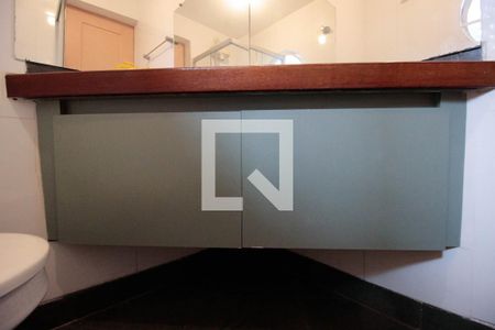 Casa à venda com 80m², 2 quartos e 1 vaga Casa à venda com 80m², 2 quartos e 1 vagaBanheiro da Suíte