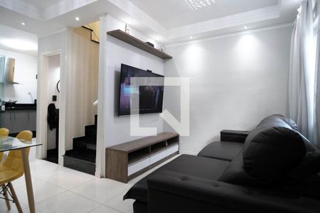 Sala de casa de condomínio à venda com 2 quartos, 120m² em Vila Talarico, São Paulo