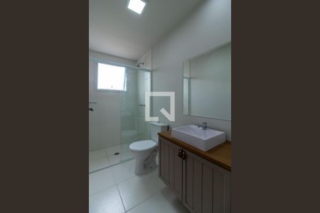 Apartamento para alugar com 83m², 2 quartos e 1 vaga Apartamento para alugar com 83m², 2 quartos e 1 vagaBanheiro 1