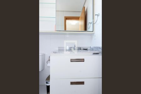 Banheiro 1 de apartamento para alugar com 3 quartos, 85m² em Partenon, Porto Alegre