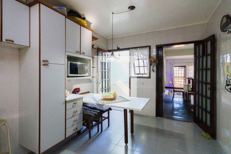 Casa de condomínio à venda com 391m², 3 quartos e 2 vagasCozinha