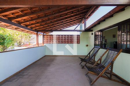Casa de condomínio à venda com 391m², 3 quartos e 2 vagasVaranda