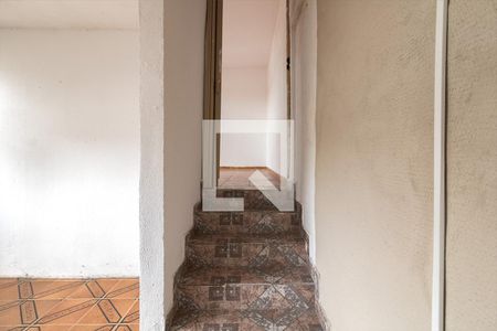 Escada de casa para alugar com 1 quarto, 50m² em Vila Moraes, São Paulo