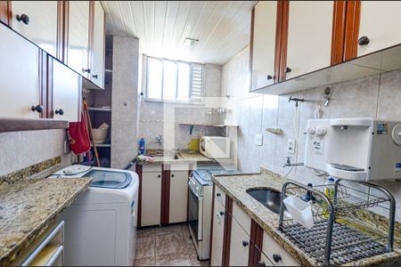 Apartamento para alugar com 68m², 2 quartos e 1 vagaCozinha