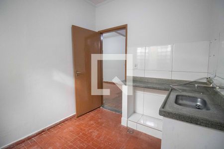 Casa para alugar com 124m², 2 quartos e 6 vagasCozinha