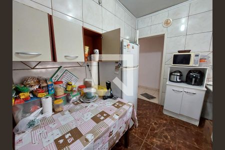 Casa à venda com 149m², 4 quartos e 3 vagasCozinha 