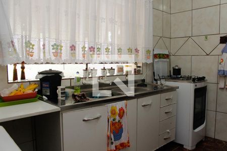 Casa à venda com 149m², 4 quartos e 3 vagasCozinha 