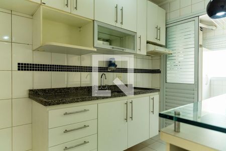 Apartamento à venda com 55m², 2 quartos e 1 vagaCozinha