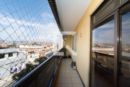 Varanda da Sala de apartamento à venda com 3 quartos, 340m² em Novo Riacho, Contagem
