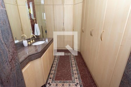 Apartamento à venda com 340m², 3 quartos e 3 vagasCloset da Suíte Master