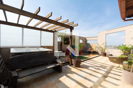 Apartamento à venda com 340m², 3 quartos e 3 vagasCobertura