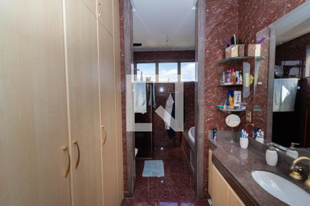 Apartamento à venda com 340m², 3 quartos e 3 vagasCloset da Suíte Master